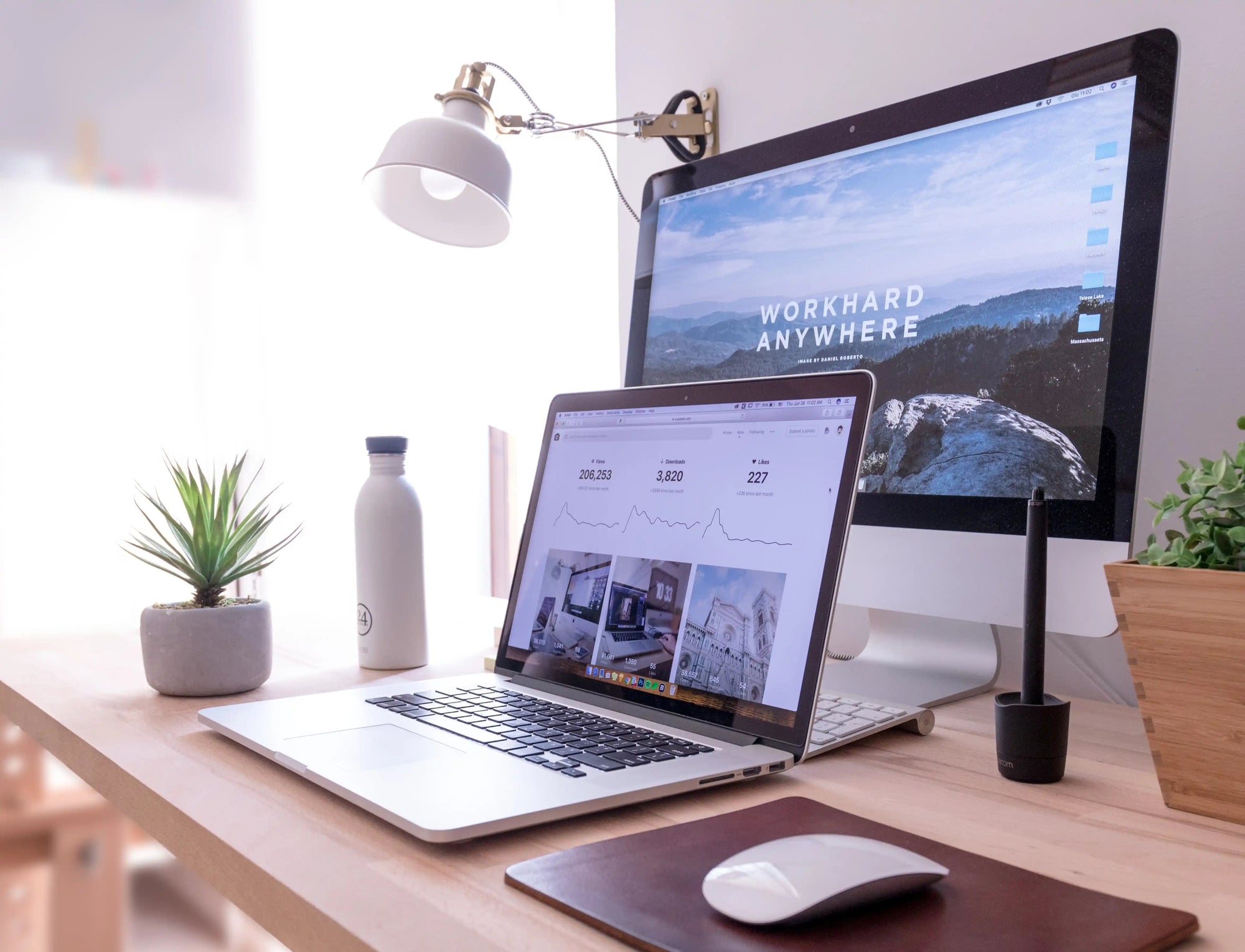 How to create the perfect desk aesthetic for your study zone